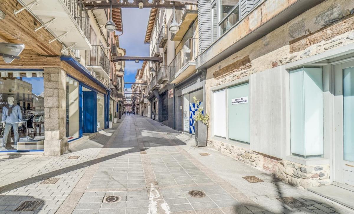 3.2 Apartamento Coma Oriola Puigcerda Exterior photo